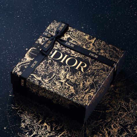 dior gift boxes.